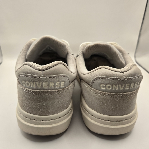 Converse Pro Blaze Classic low-top sneaker in a light gray/pale putty. Mens 7 - Picture 4 of 7